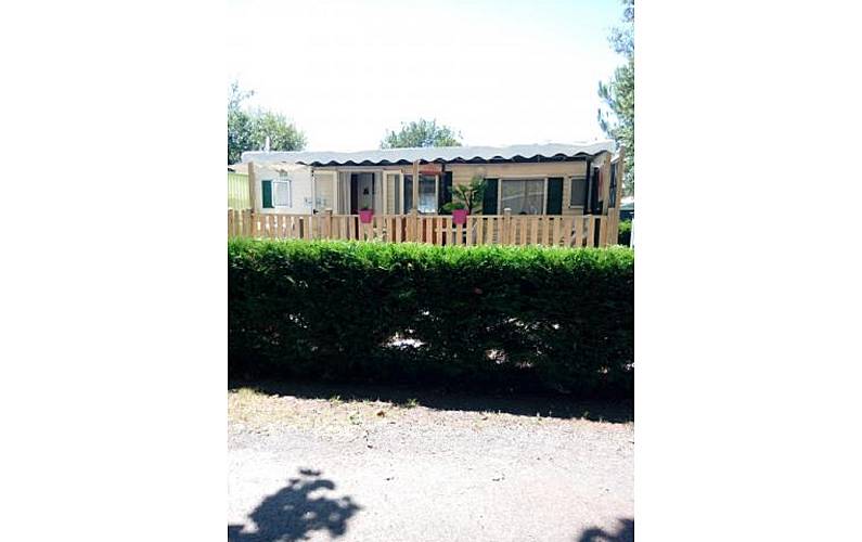 Mobil-home pour 4-6 personnes  4