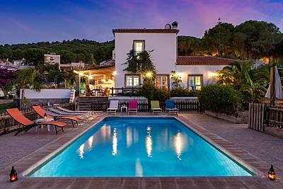 Villa con piscina privada a 5 km de la playa Málaga