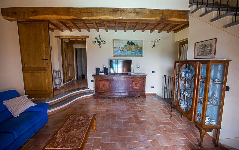 Villa con piscina privata tra Umbria e Toscana