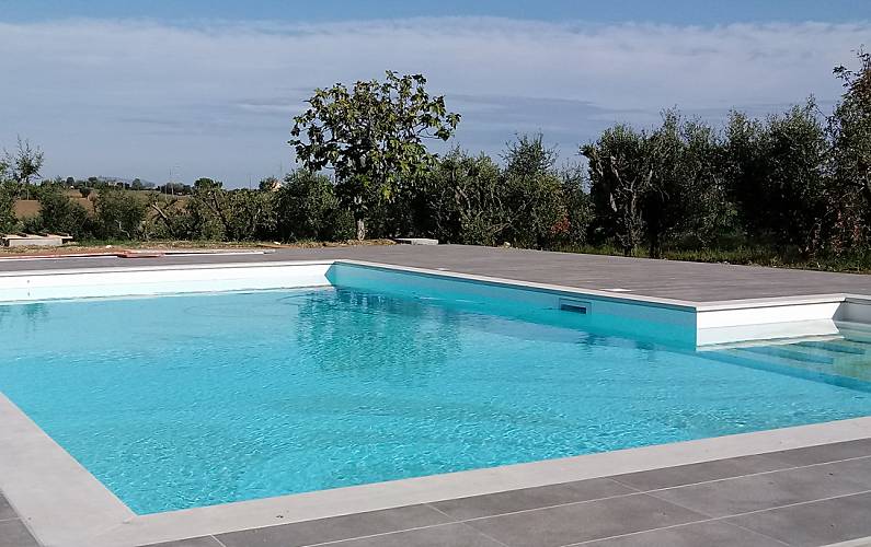 Villa con piscina privata a 2 km dal mare