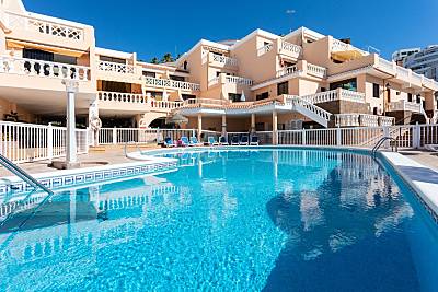 Apartamento con piscina, terraza vistas al mar, junto al Siam Park. Tenerife