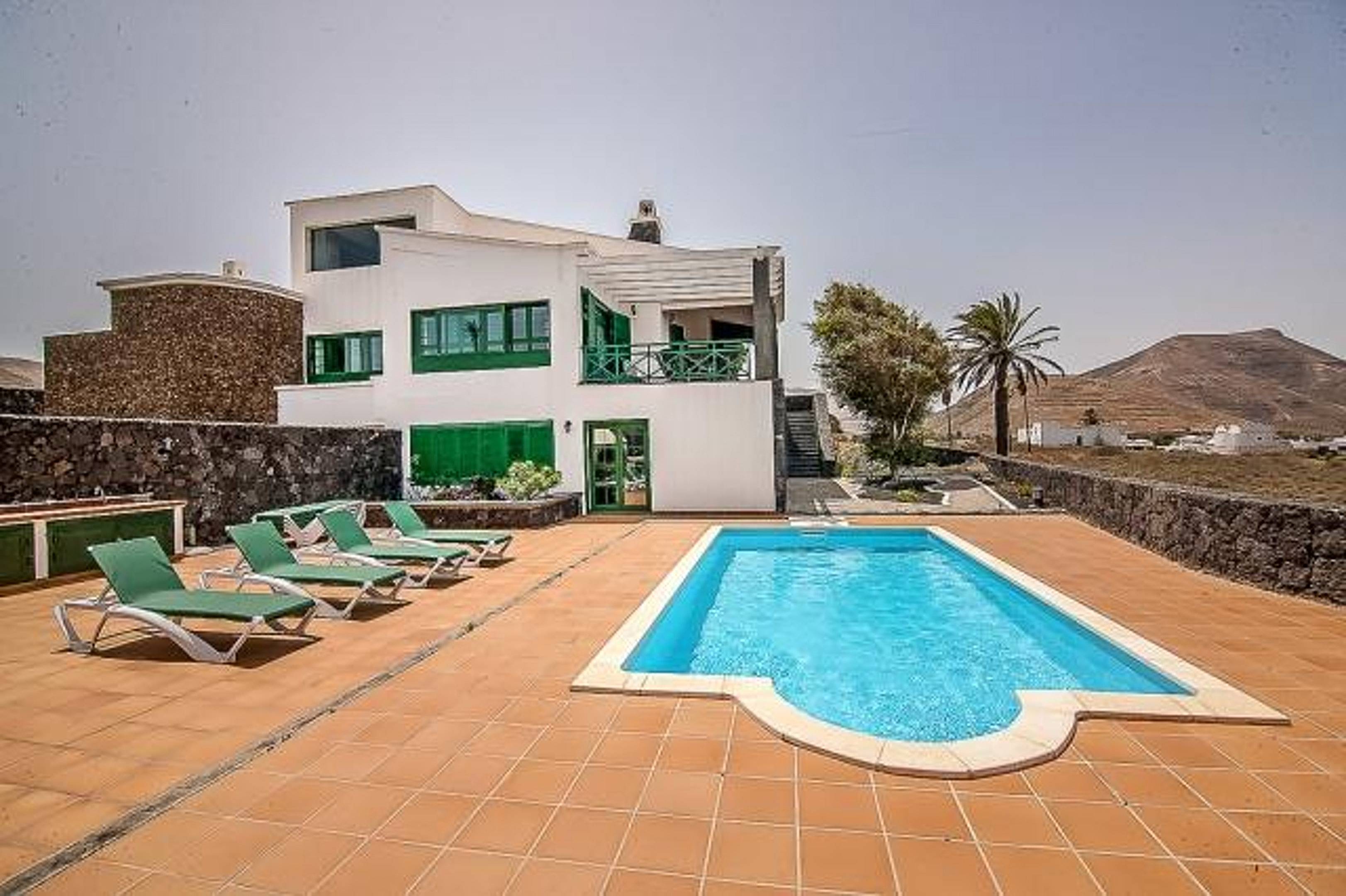 Alquiler de villas en Puerto del Carmen - Tías 