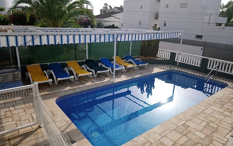 Villa pour 13 personnes avec piscine (250mt plage) 4