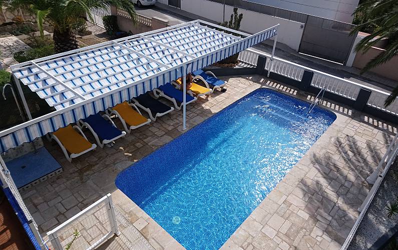 Villa pour 13 personnes avec piscine (250mt plage) 5