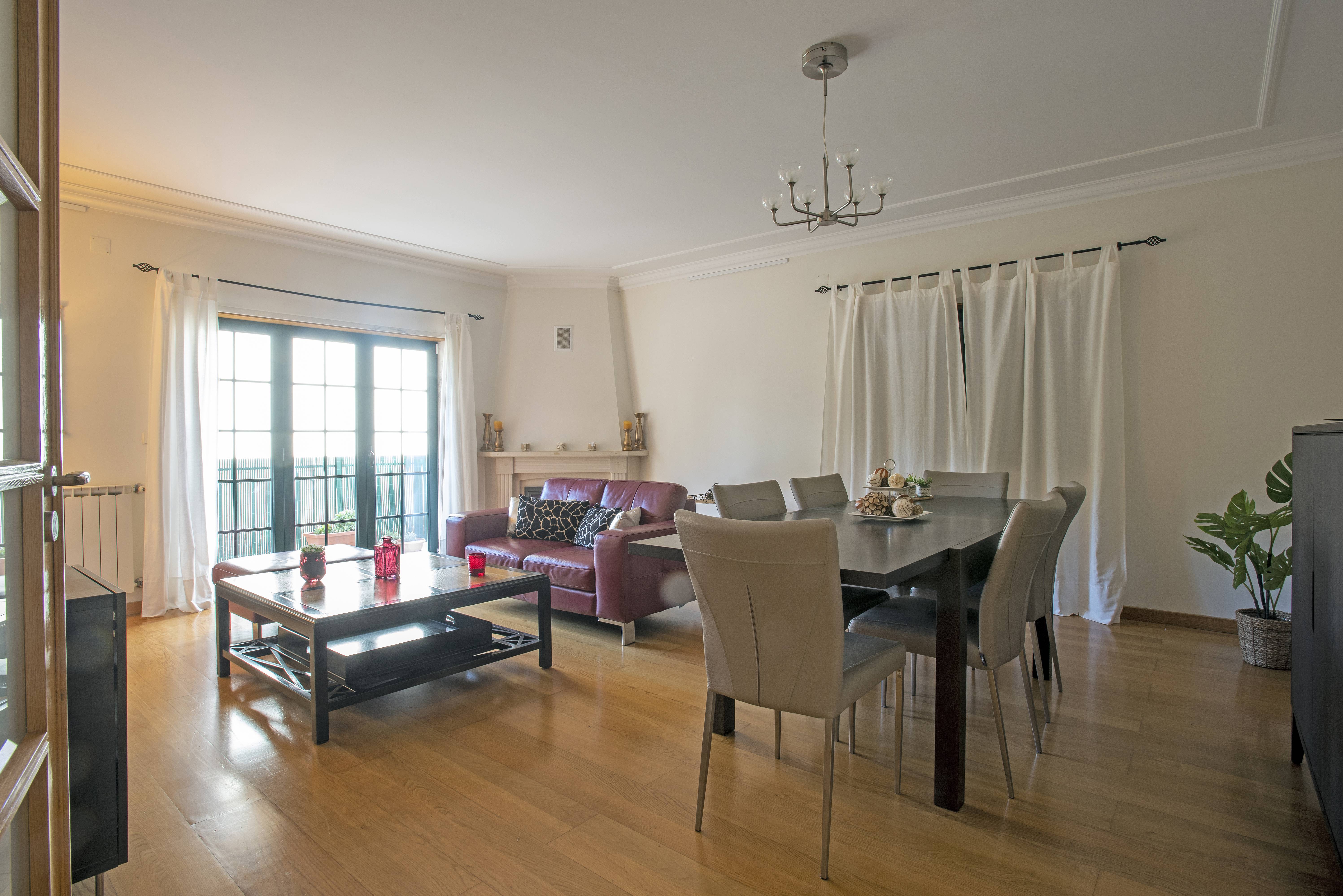 Holiday rentals Cascais - Lisbon. Apartments, holiday homes and villas