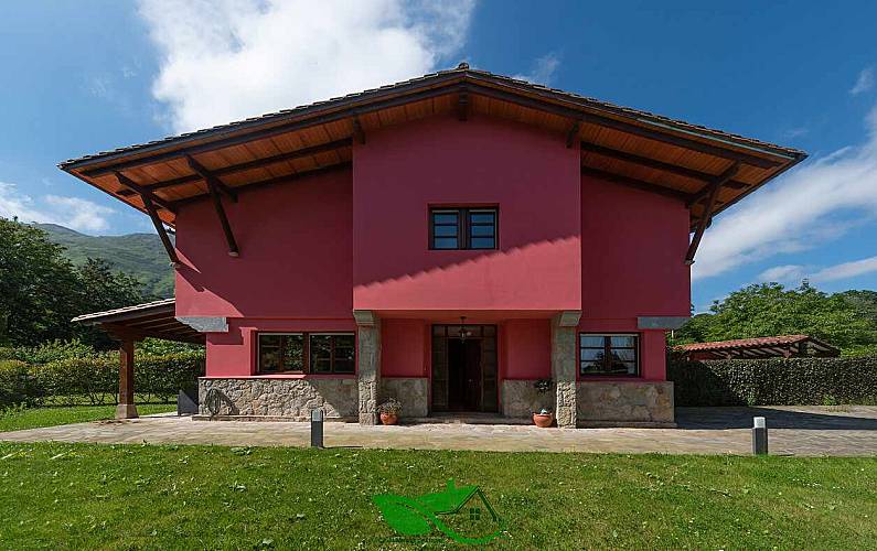  Asturias Llanes Cottage - 