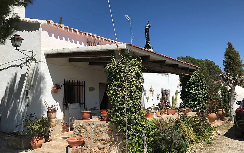 Haus Außenansicht des Hauses Albacete Elche de la Sierra Ferienhaus auf dem land - Außenansicht des Hauses