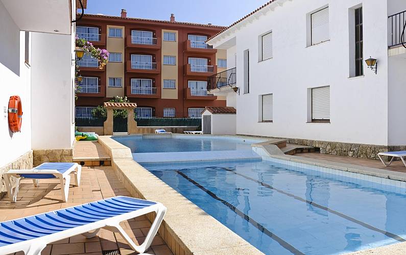 APCOSTAS Gérone Torroella de Montgrí Appartement - 