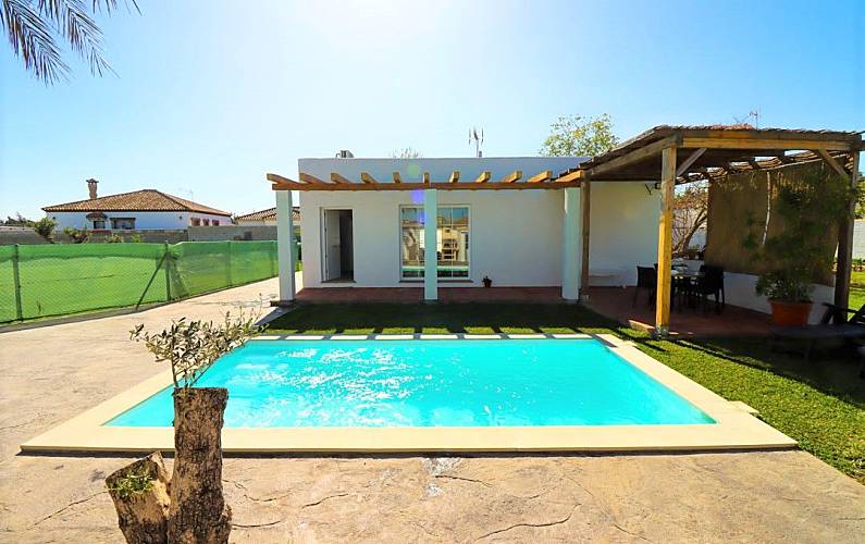 Villa Außenansicht des Hauses Cádiz Chiclana de la Frontera villa - Außenansicht des Hauses
