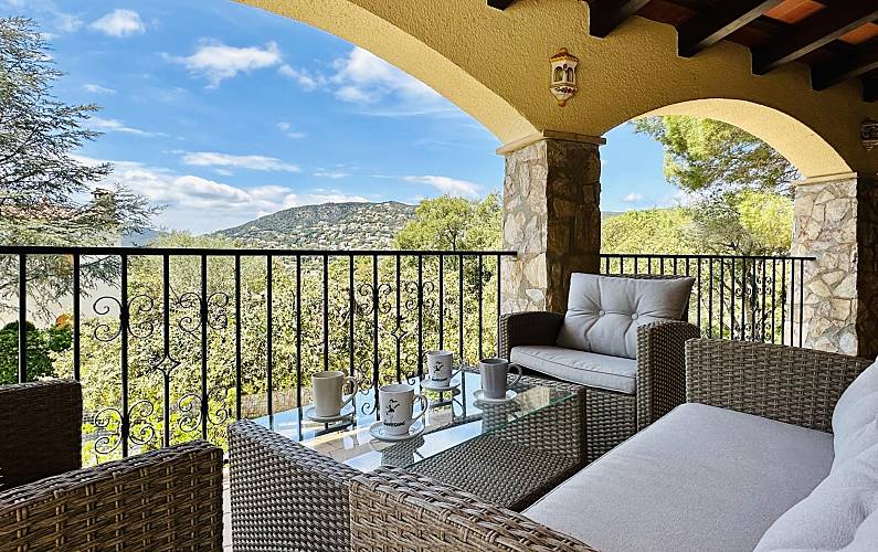 Description. Girona Calonge i Sant Antoni villa - 