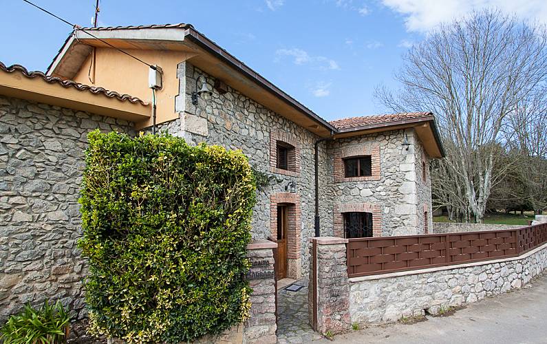 Haus Außenansicht des Hauses Asturien Llanes Ferienhaus auf dem land - Außenansicht des Hauses