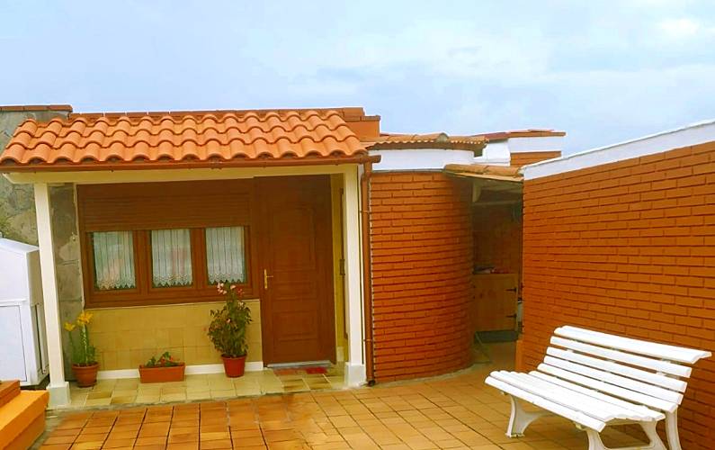 Haus Außenansicht des Hauses Cantabria Suances Ferienhaus - Außenansicht des Hauses