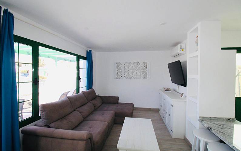 Luxuriöses Wohnzimmer Lanzarote Tías Ferienwohnung - Wohnzimmer