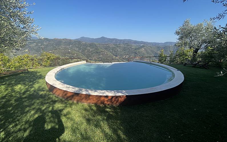 House Swimming pool Imperia Dolceacqua Countryside villa - Swimming pool