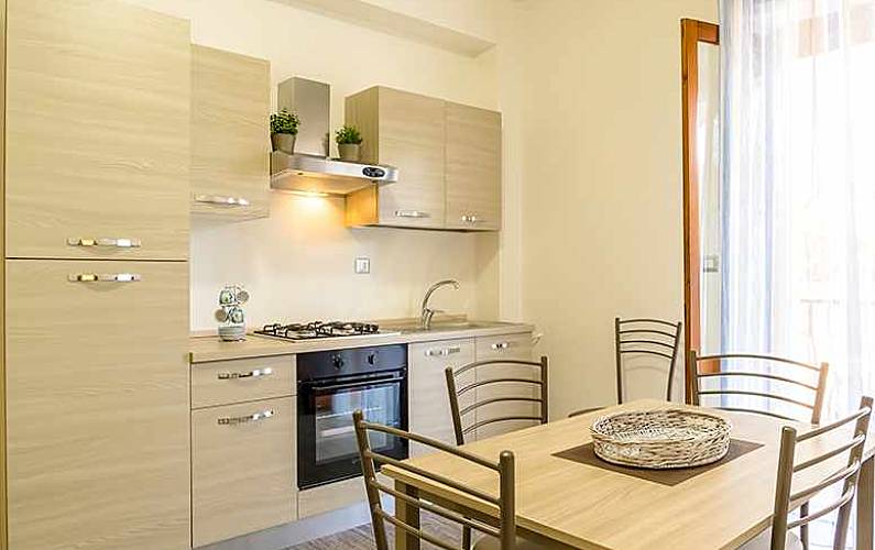  Messina Giardini Naxos Apartment - 