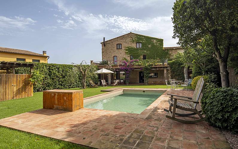  Girona Garrigàs Ferienhaus auf dem land - 