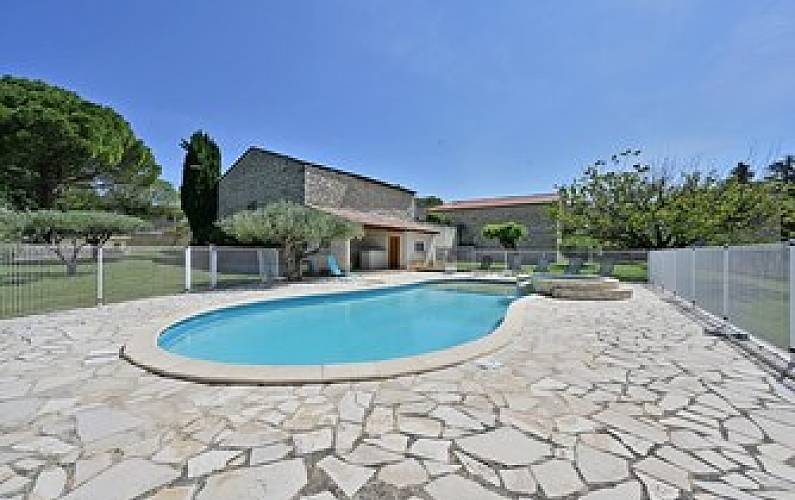 Maison Gard 8pers piscine jacuzzi animaux acceptés 3