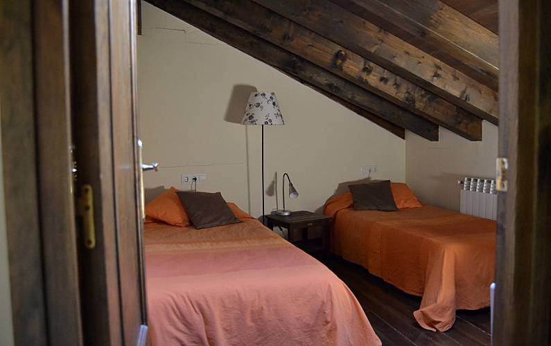 Haus Girona Ger Ferienhaus auf dem land - 