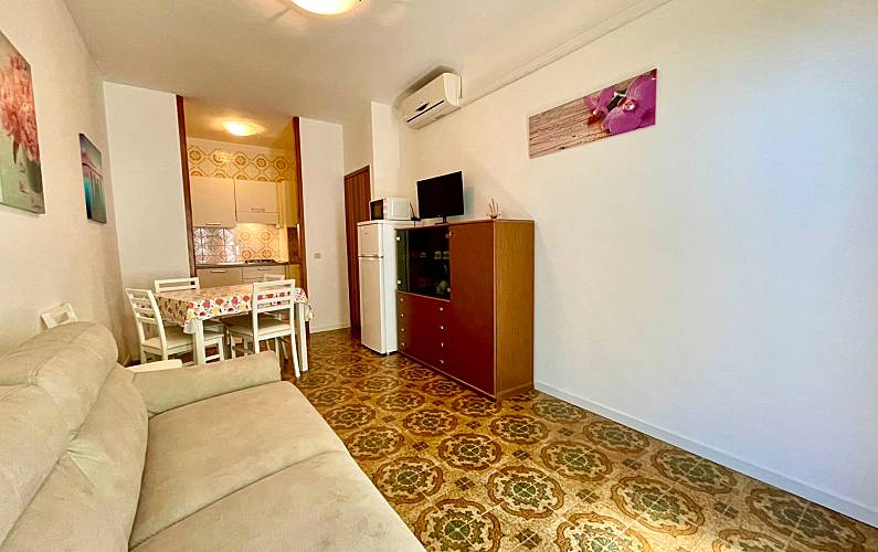 Appartement pour 3-5 personnes à 300 m de la plage 3