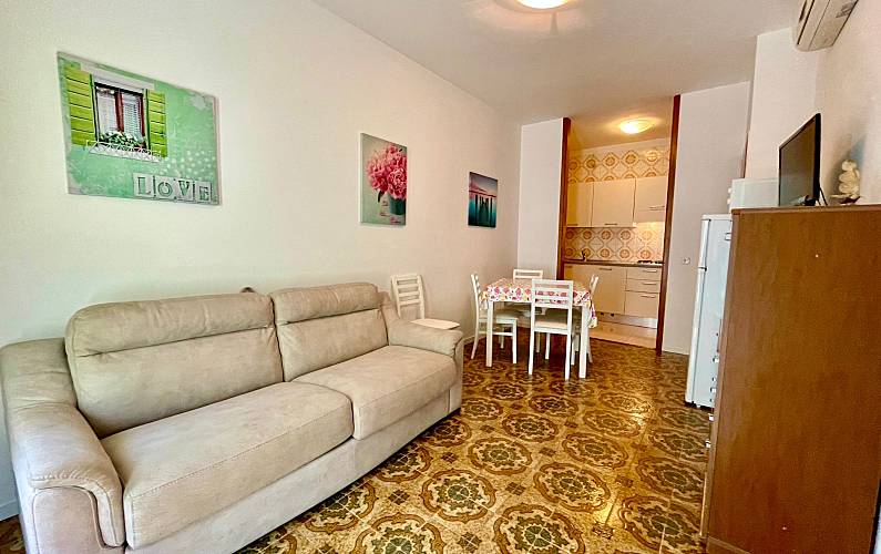 Appartement pour 3-5 personnes à 300 m de la plage 4