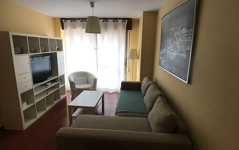  Cantabria San Vicente de la Barquera Apartment - 