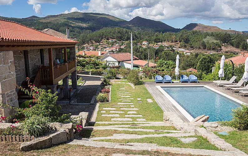 CASA Swimming pool Viana do Castelo Valença Cottage - Swimming pool