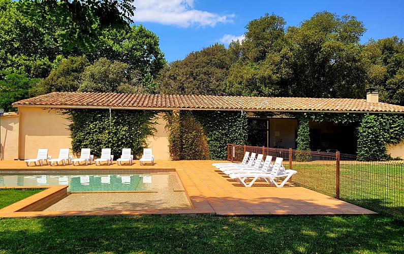 House Swimming pool Girona Cabanelles Cottage - Swimming pool