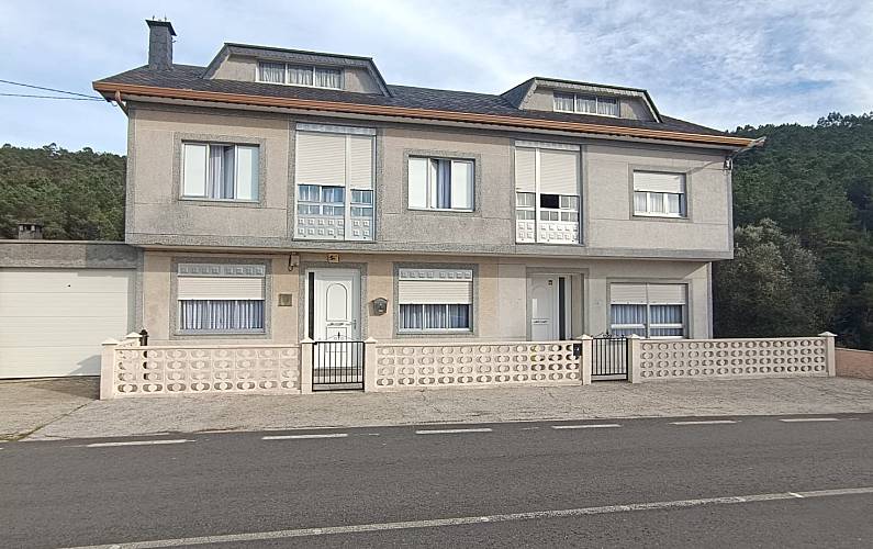 House A Coruña Dumbría House - 
