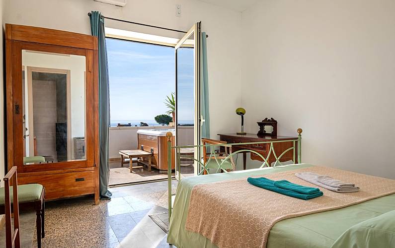 Apartment Bedroom Taranto Pulsano Apartment - Bedroom