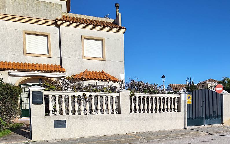 Haus Außenansicht des Hauses Cádiz Chipiona Ferienhaus - Außenansicht des Hauses