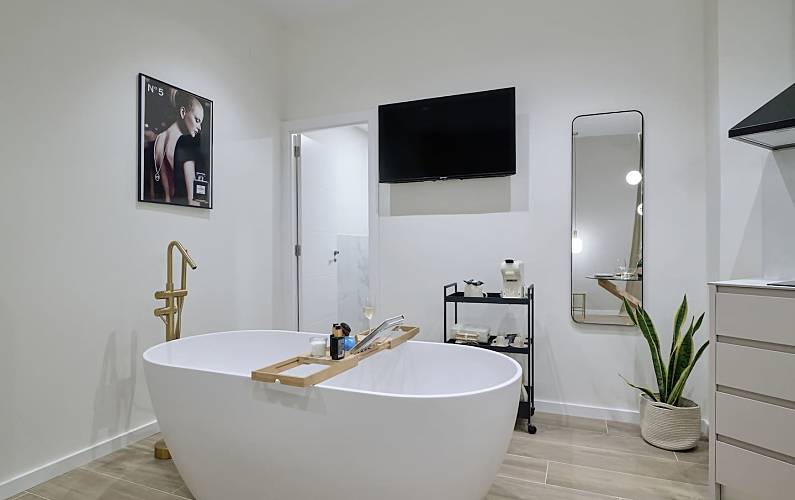 Romantic Valencia Ayora Apartment - 