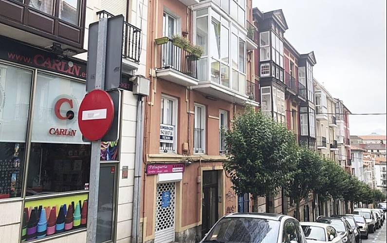 Acogedor Cantabria Marina de Cudeyo Apartment - 