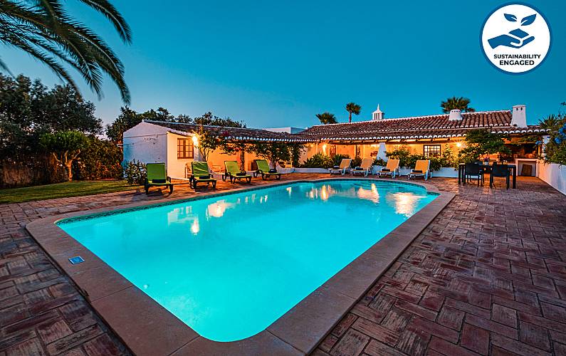 Spacious Villa with Pool, A/C & BBQ Algarve-Faro - 