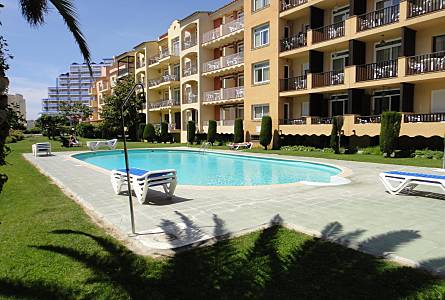 Appartamenti con piscina vicino alla spiaggia. Rif. Conte Empuries-46. Girona - 