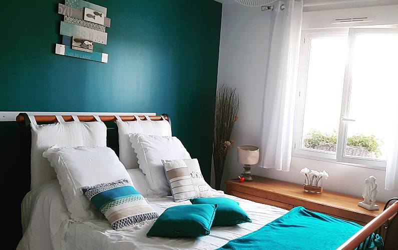 Au Doux Refuge - Maison Berry piscine 8 pers  5