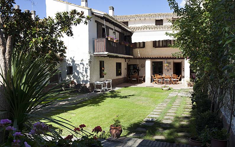 Casa Jardim Saragoça Novillas Casa rural - Jardim