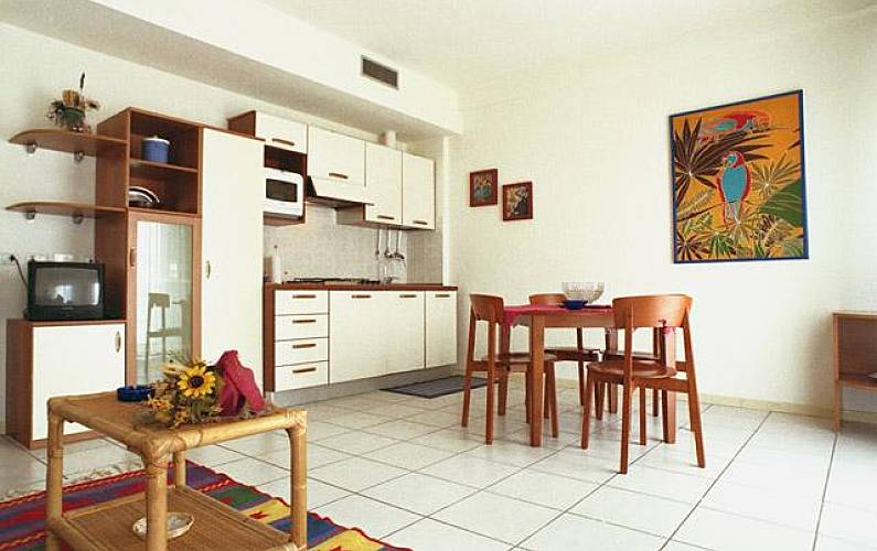 9 Sala de Jantar Rimini Cattolica Apartamento - Sala de Jantar