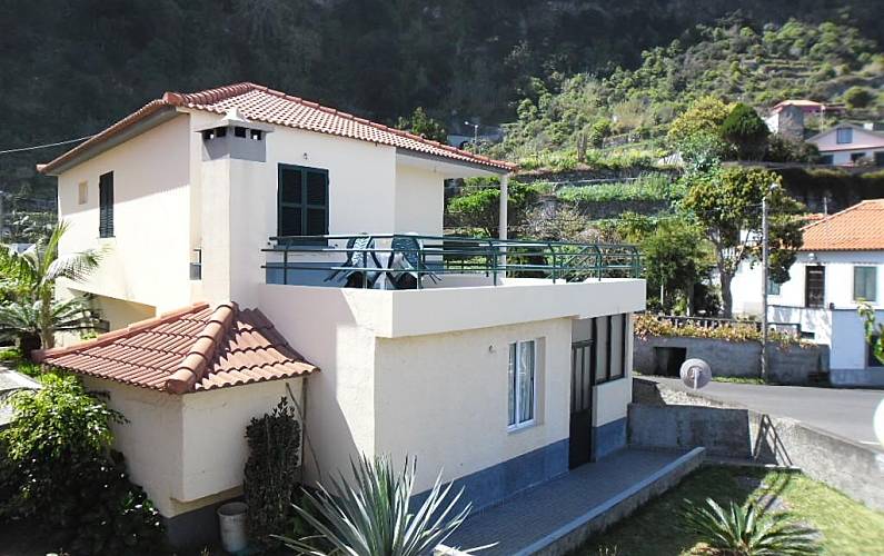 Barato Exterior da casa Ilha da Madeira São Vicente Casa rural - Exterior da casa