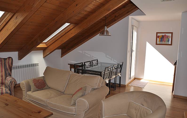 2 Sala Huesca Jaca Apartamento - Sala