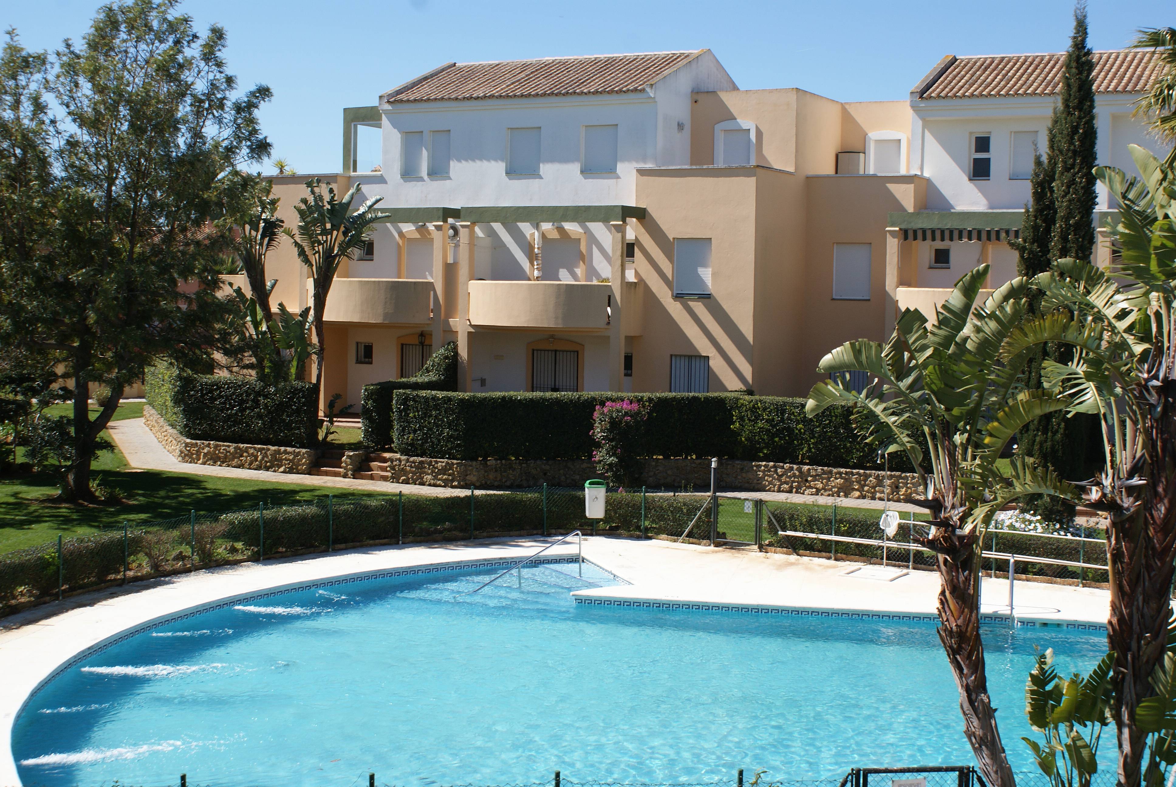 Alquiler de apartamentos turísticos en La Barrosa Página 2