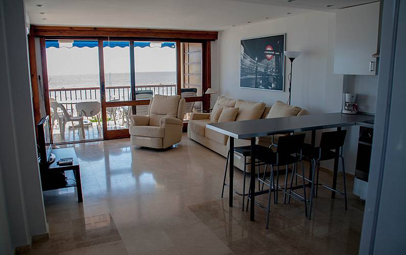 Apartamento para 3-4 pessoas em frente à praia Alicante - Sala