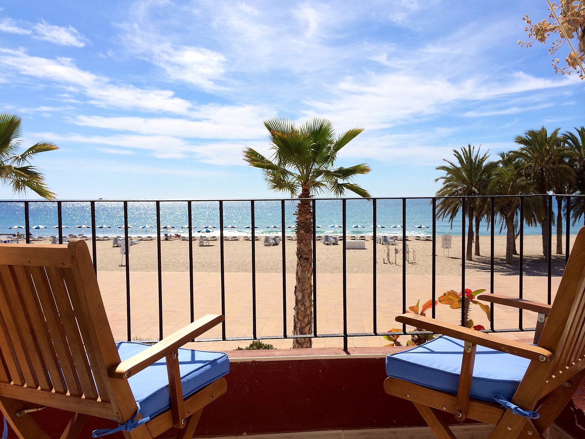 Charming apartment for rent on beach front line La Villajoyosa/Vila