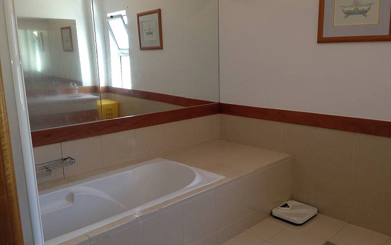 Casa Casa-de-banho Ilha de São Miguel Vila Franca do Campo Apartamento - Casa-de-banho