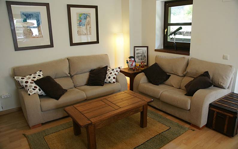 Apartment Living-room Huesca Benasque Apartment - Living-room