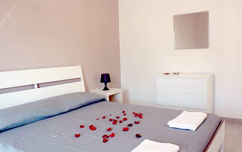 Apartment Bedroom Palermo Balestrate Apartment - Bedroom