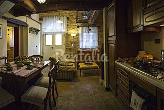 La Rosa Scarlatta - Il Vecchio Magazzino