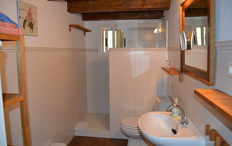 Casa Casa-de-banho Teruel Villarroya de los Pinares Casa rural - Casa-de-banho