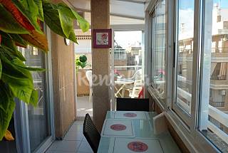 Apartamento de 2 habitaciones a 50 m de la p...