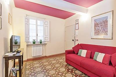 Apartamento de 2 habitaciones a 2 km de la playa Lucca