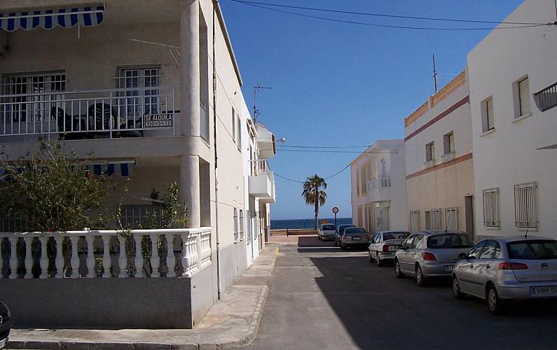 8 Apartamentos em frente à praia Almeria - Exterior da casa